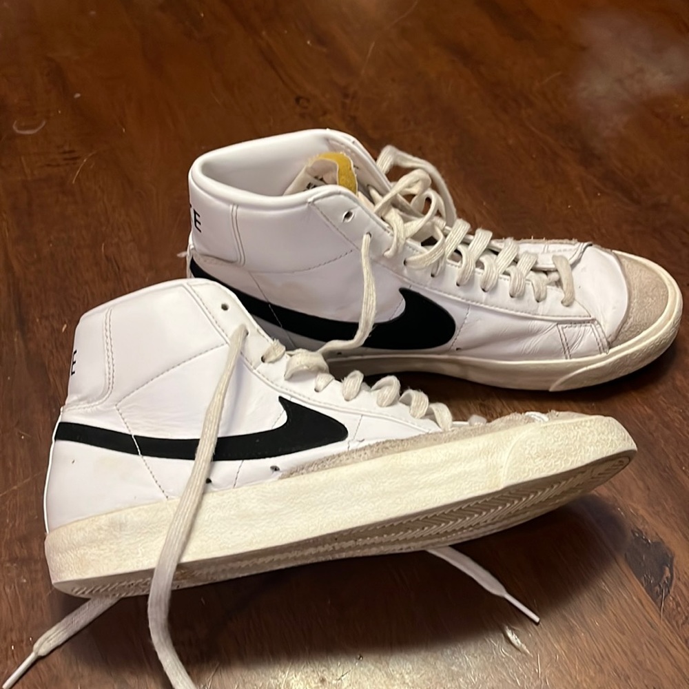 Nike Blazer Mid ‘77 Womens Size 9.5